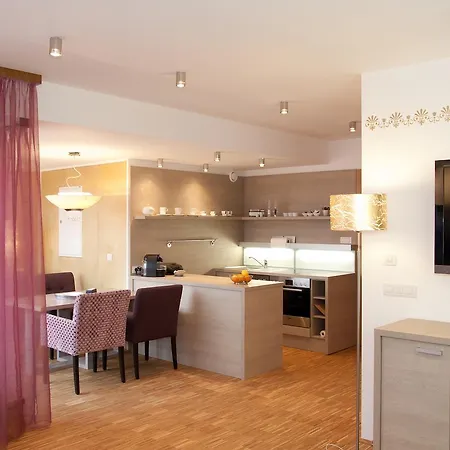 Hotel Deluxe Sonnleitner - Adults Only 4*